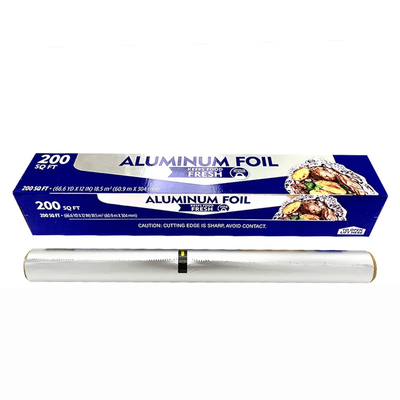 Het Broodjesbladen van de huishouden Op zwaar werk berekende Aluminiumfolie met Snijder
